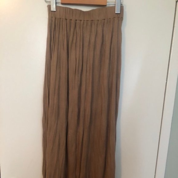 Arc & Co. Maxi Skirt - Picture 4 of 7
